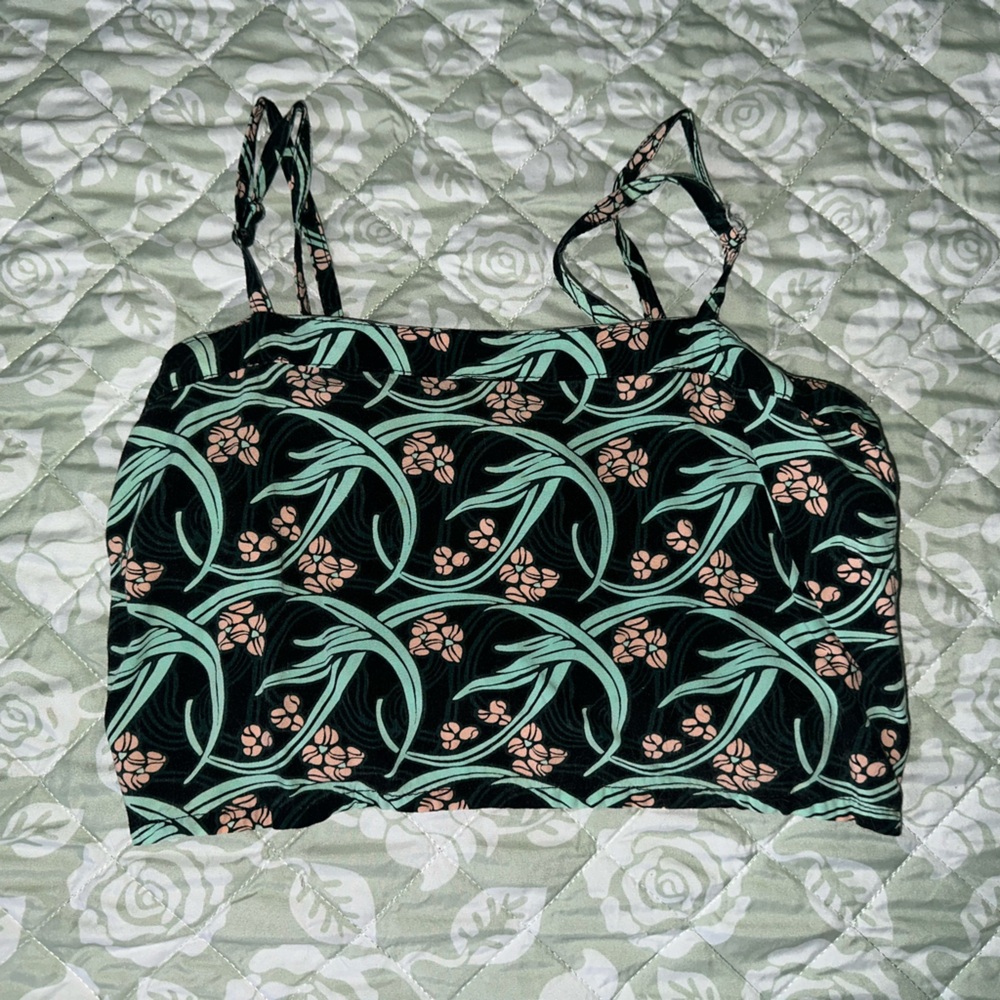 Floral Print Crop Top - Black and Green